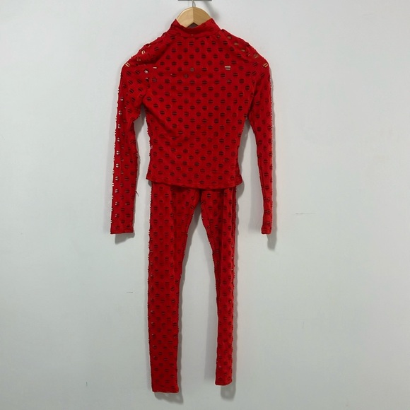 Red Textured Two-Piece Set - Picture 2 of 12